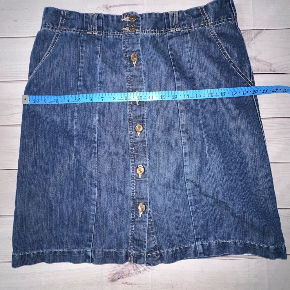 IZOD Button-Down Denim Skirt | Size 10 Classic Summer Business Casual Church - Picture 4 of 6